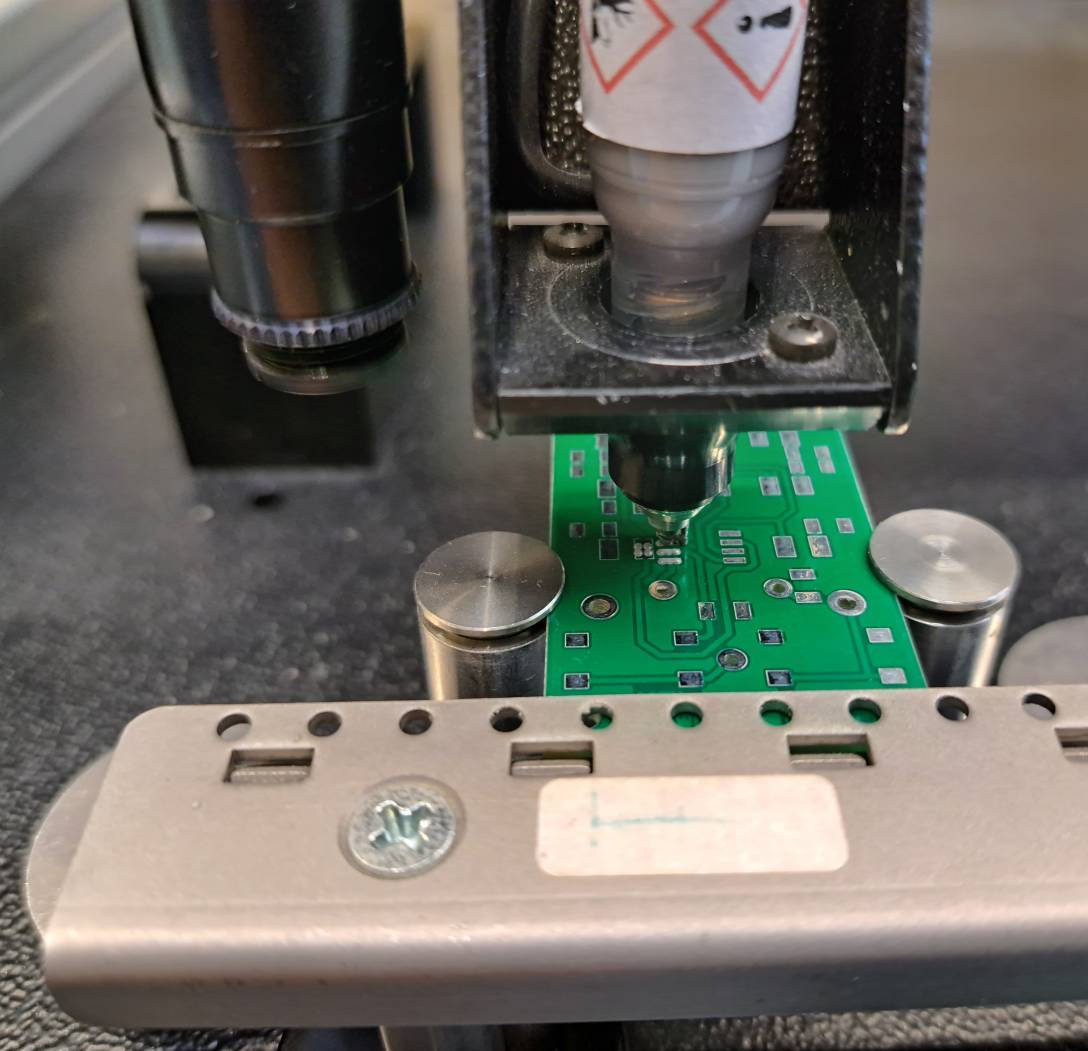 martin_ed_03_hardware_dispensing.jpg martin_ed_03_hardware_dispensing.jpg