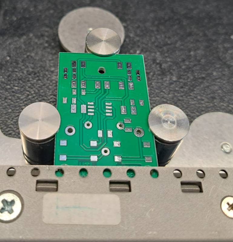 martin_ed_01_hardware_mounting.jpg martin_ed_01_hardware_mounting.jpg